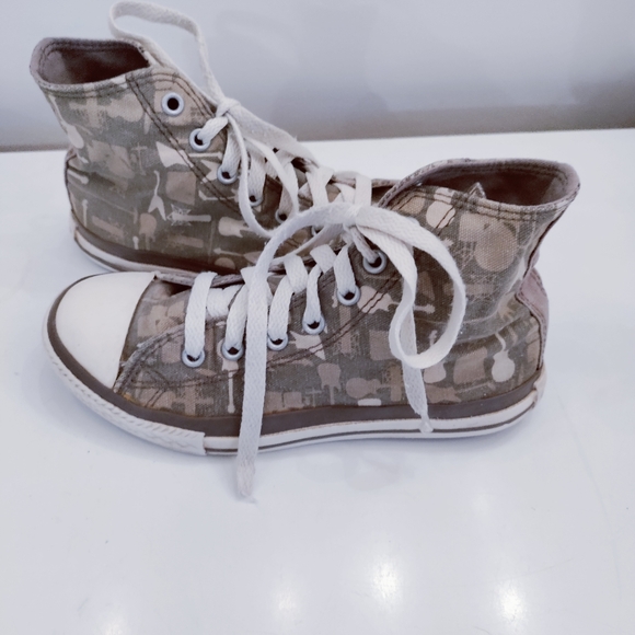 Vintage Camo Guitar High Top Converse - Picture 5 of 6